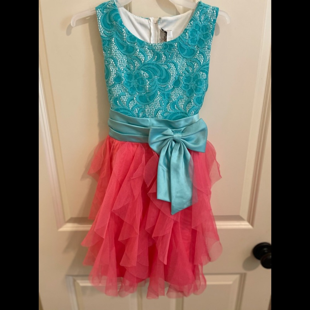 Girls size 8 dress
